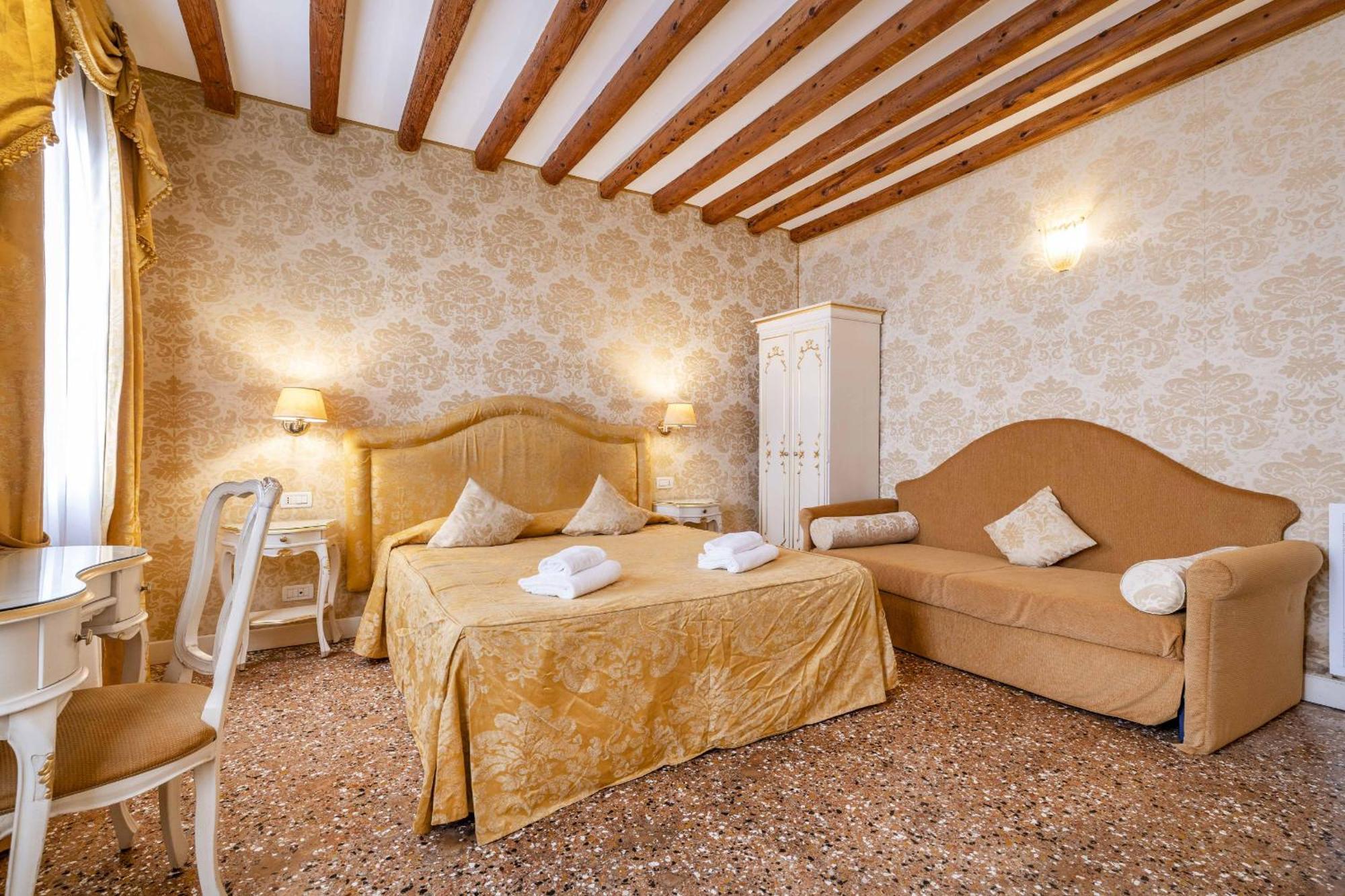 Residence Ca' Di Malta Arsenale By Wonderful Italy Венеция Экстерьер фото