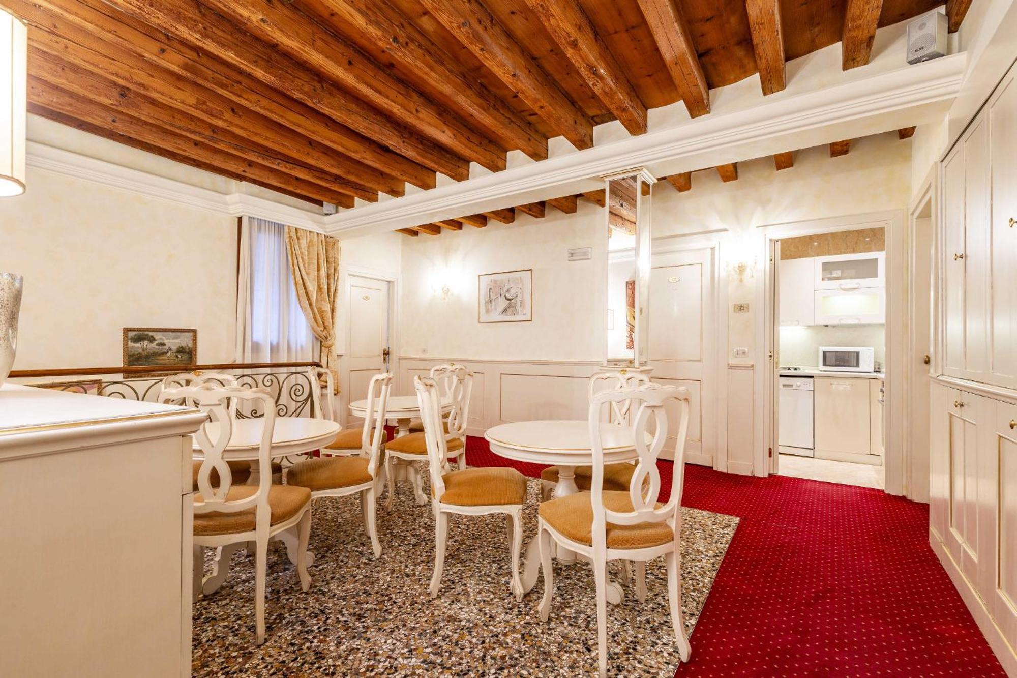 Residence Ca' Di Malta Arsenale By Wonderful Italy Венеция Экстерьер фото